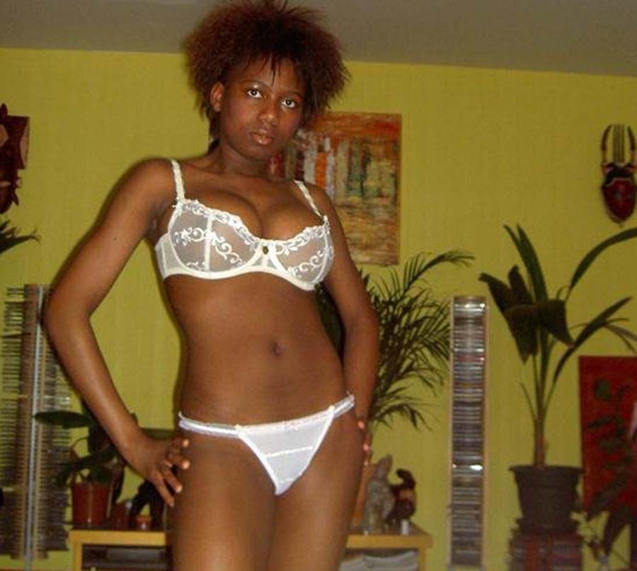 Ebony Amateur Gallery